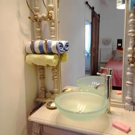 Domaine De La Borde Puy-lʼÉvêque